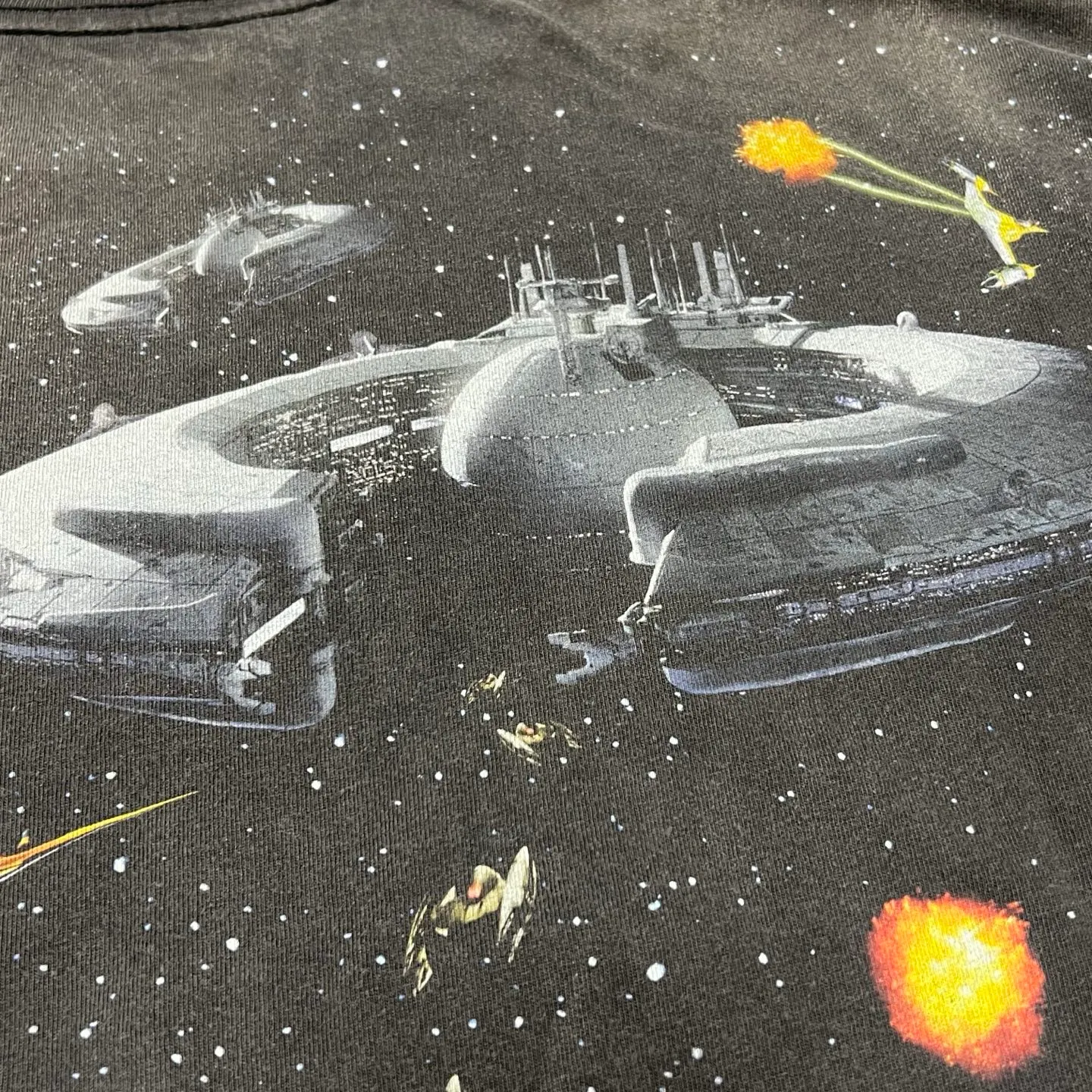 ⚠️The most complex and coolest item of this season, available in stock, available in seconds SAINT Mxxxxxx × STAR WARS SW_SS TEE /STARWARS / BLK Star Wars co-branded model. Fighter printed TEE. Washed black S-XL. Super complex and unconstrained printing design. The T-shirt using the vision of the "N-1 Star Fighter" in Star Wars is the most screen-printed item this season, reaching an astonishing 372 screens. Even the most difficult-to-print parts of the armpits are printed with luxurious printing. In addition, they are also hand-made distressed, splashed with ink, faded with water, and hand-damaged to complete this special and perfect work of art!